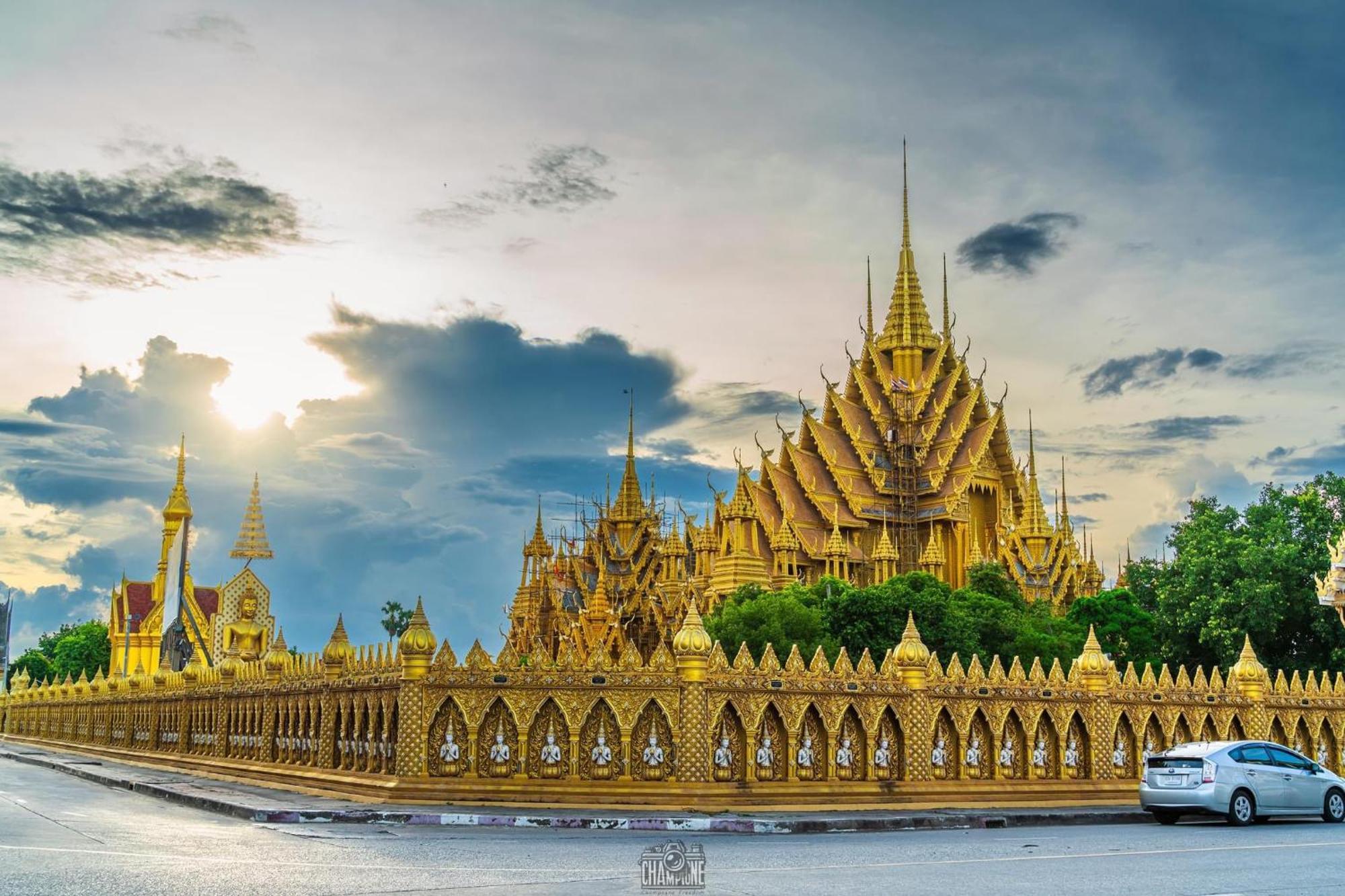 Hostelbed And Retreat Phitsanulok Dış mekan fotoğraf