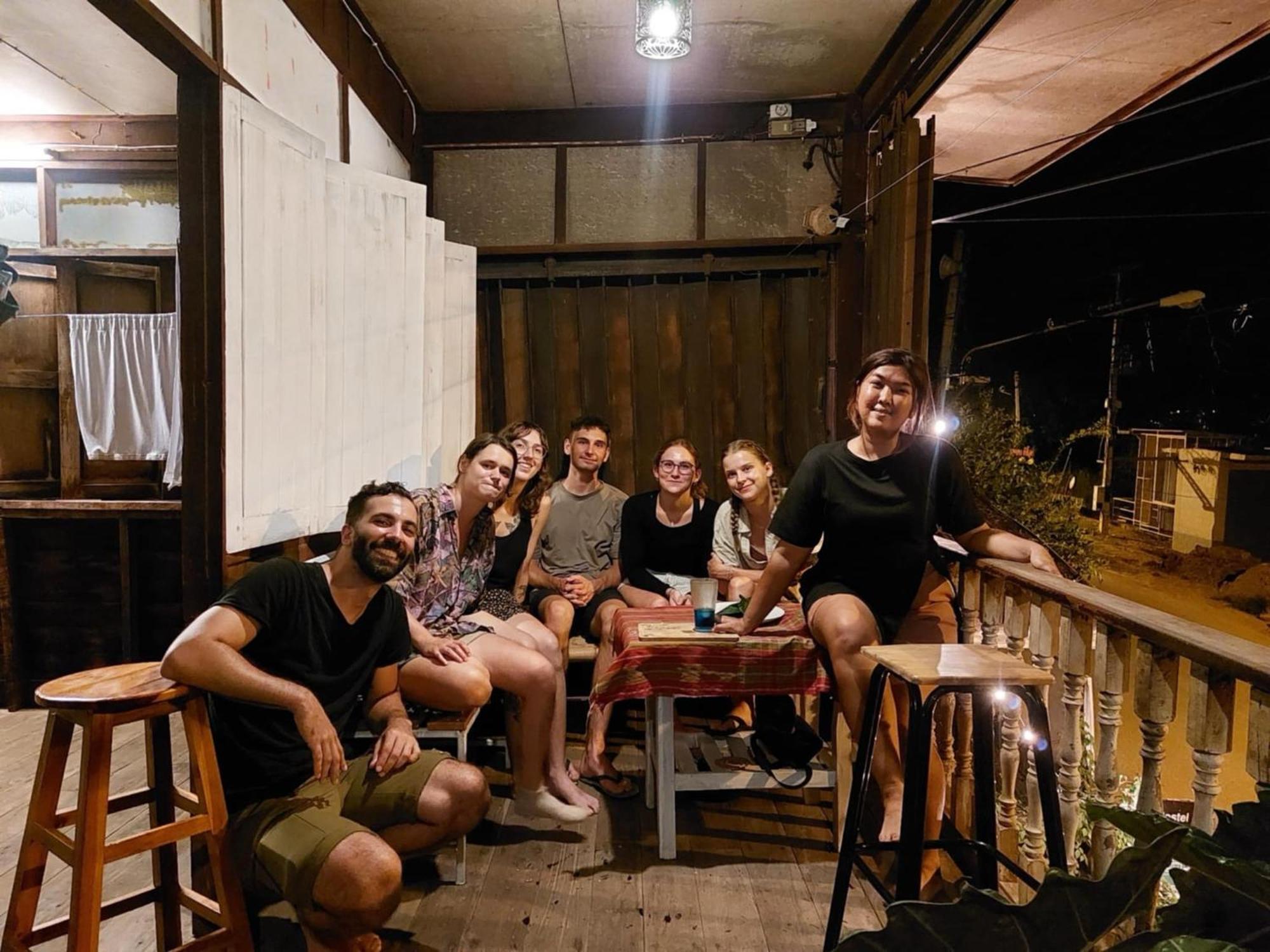 Hostelbed And Retreat Phitsanulok Dış mekan fotoğraf